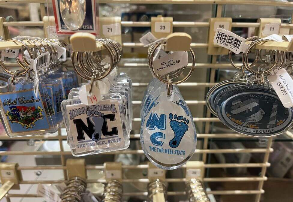 can-you-make-money-selling-keychains-1