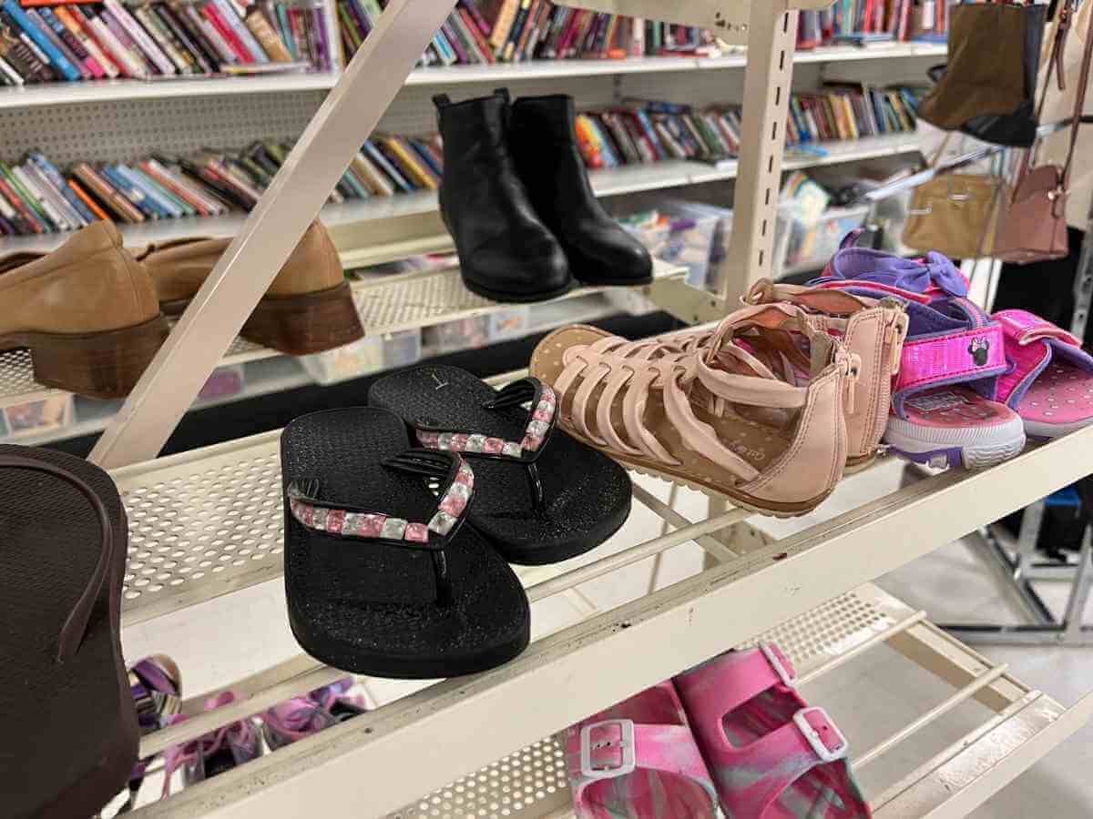 shoes-in-goodwill